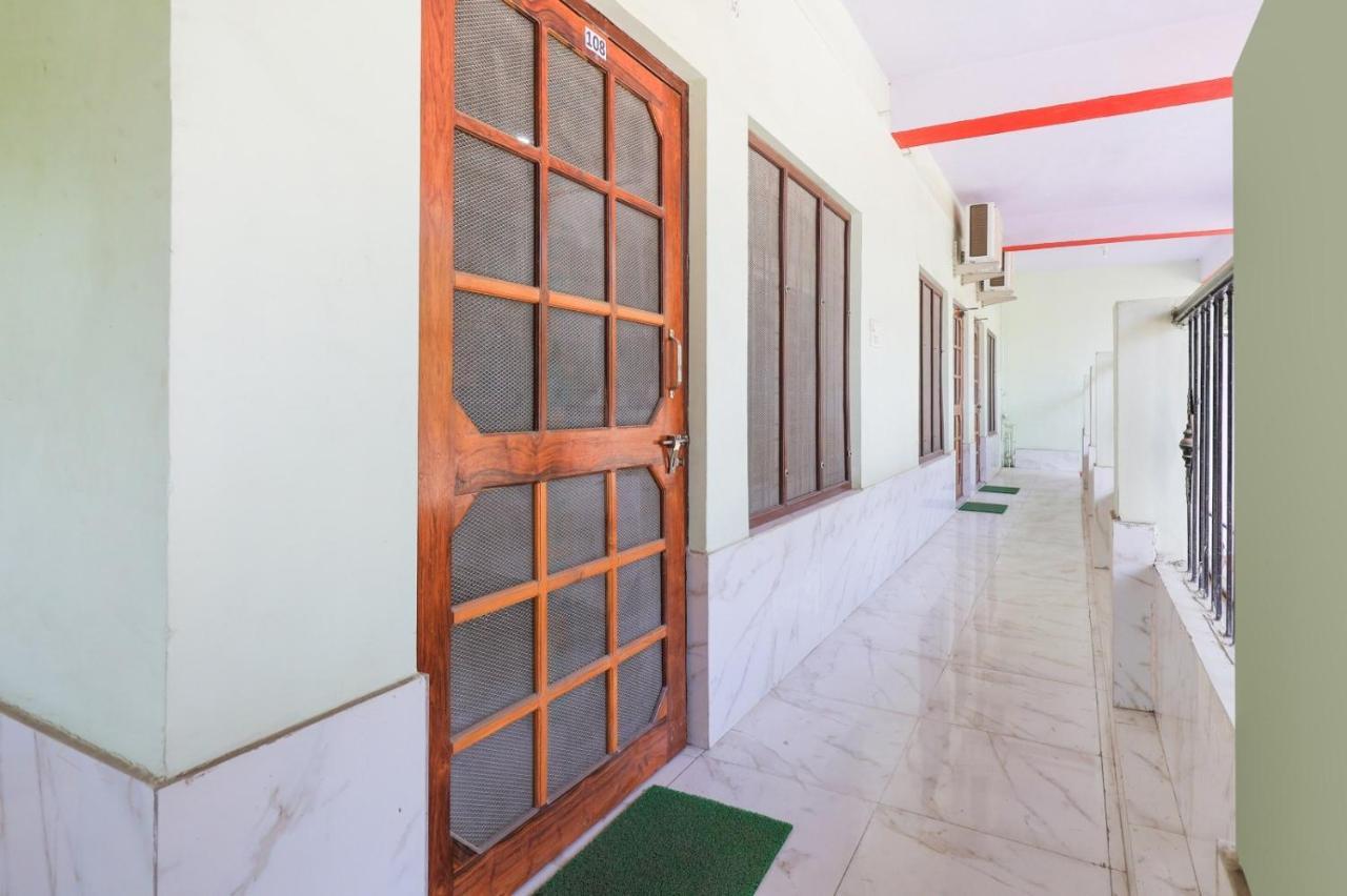 Hotel Chitrarth & Party Lawn Haldwāni Exterior photo